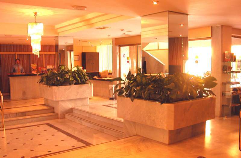 Hotel El Faro מארבלה מראה פנימי תמונה